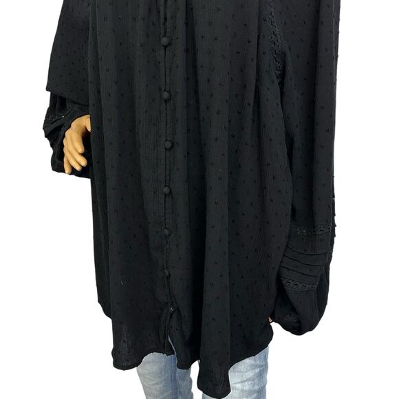 Torrid Swiss Dot Lace Inset Top Deep Black Long Sleeve Plus Size 4X - Picture 9 of 12